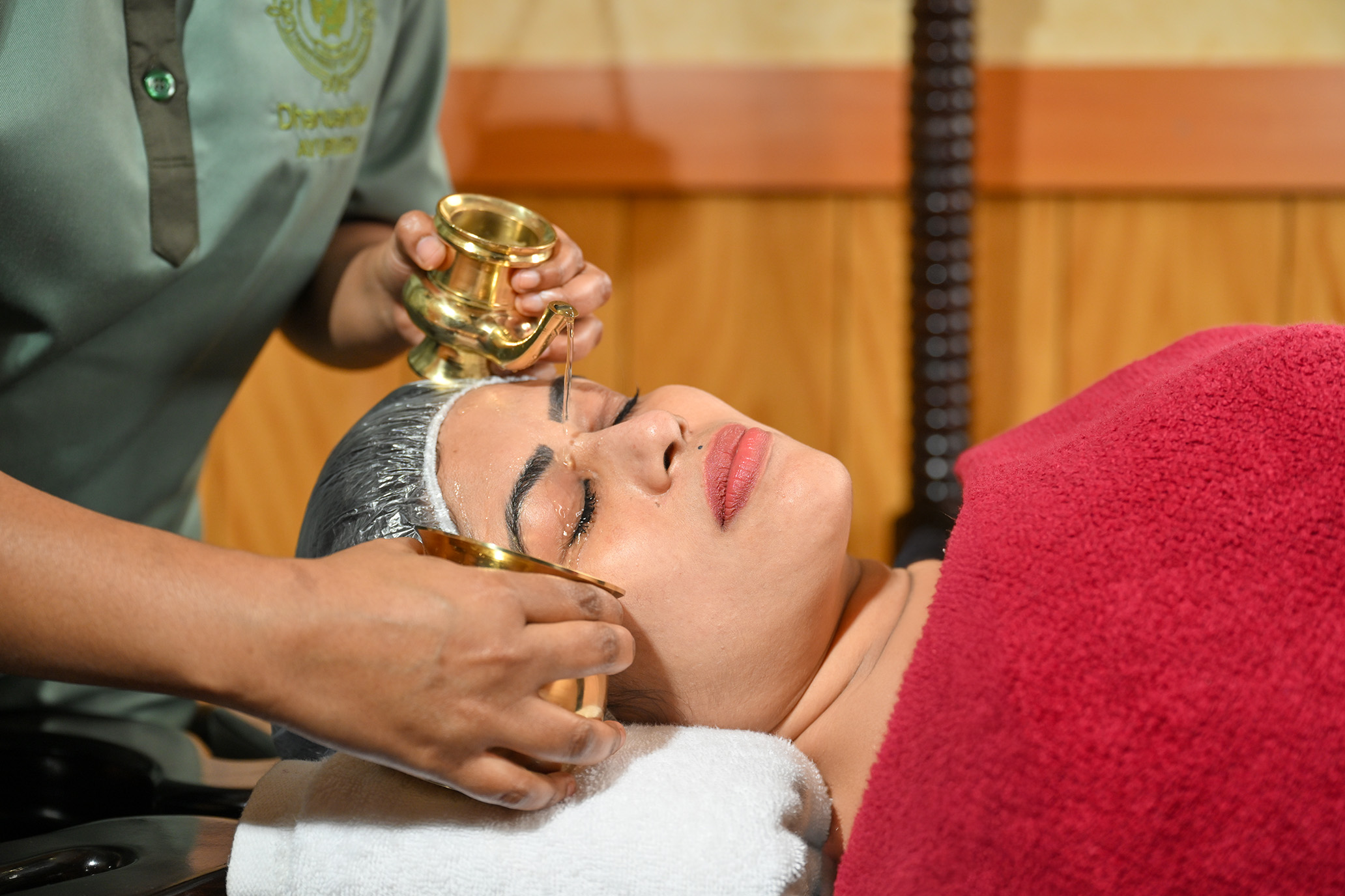 Kriya Kalpa therapy in Dubai at Dhanwanthari Ayurveda clinic
